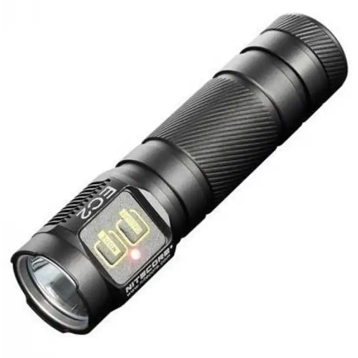 NITECORE EC2 320  LUMEN EL FENERI
