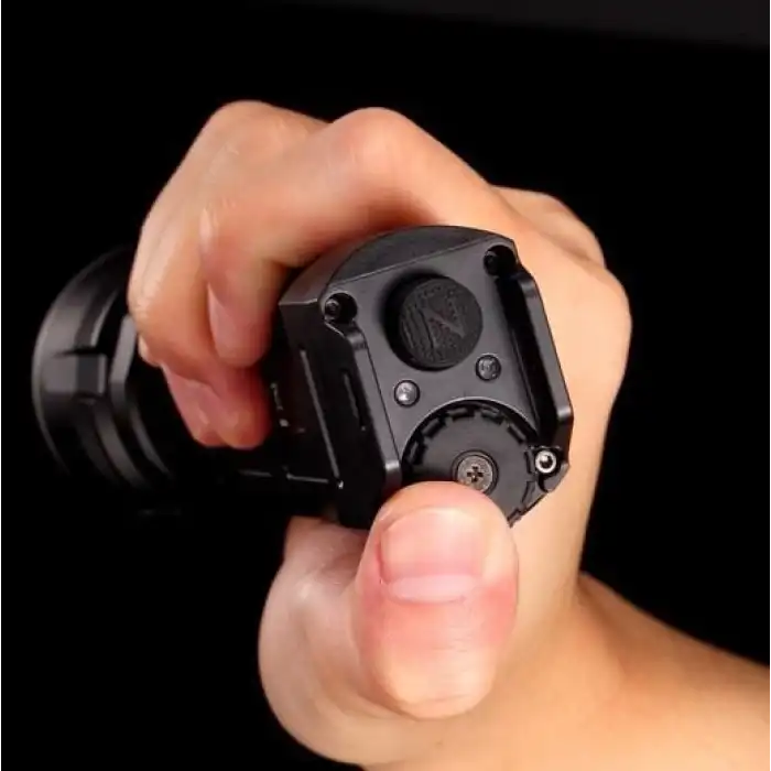 NITECORE P36 2000 LUMEN EL FENERI (2X18650)