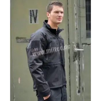 STURM SOFTSHELL SIYAH MONT