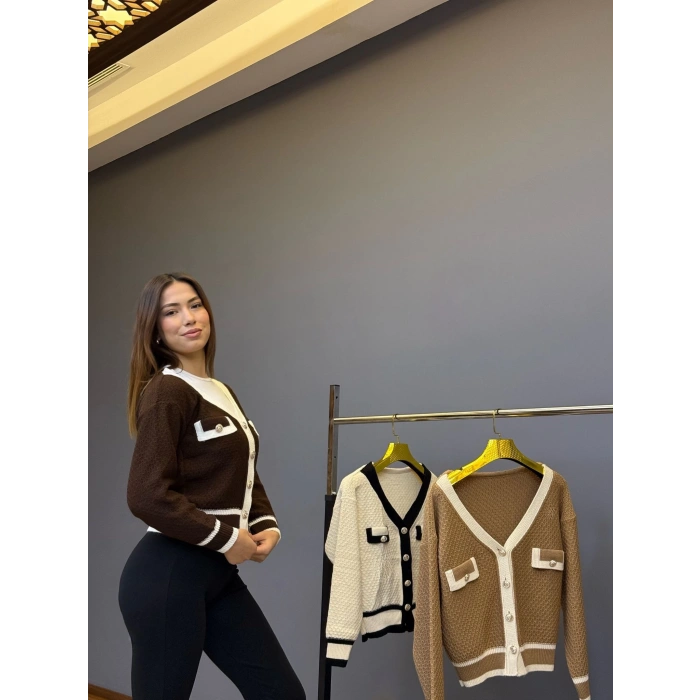 Cep Detaylı Triko Hırka