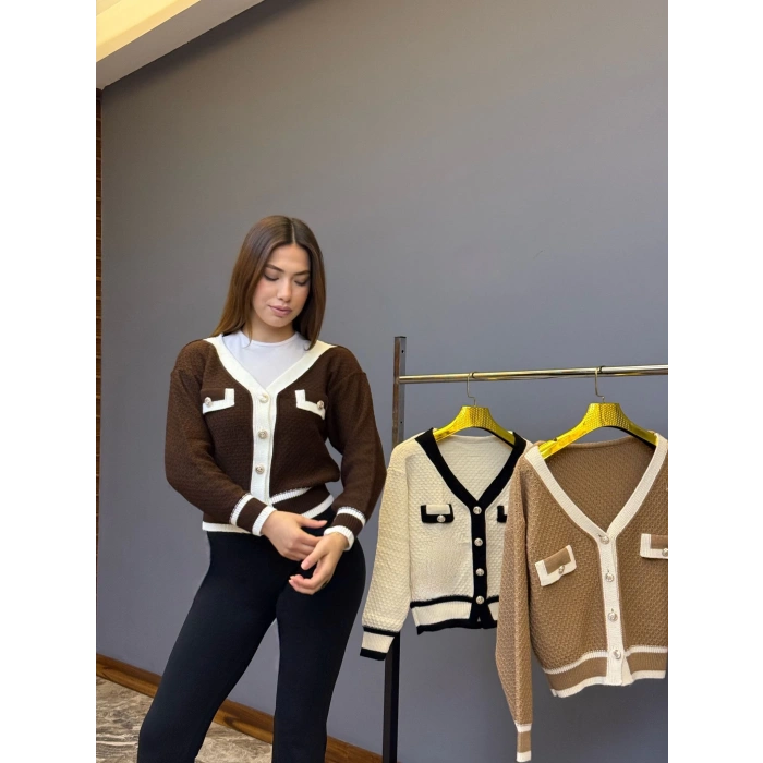 Cep Detaylı Triko Hırka