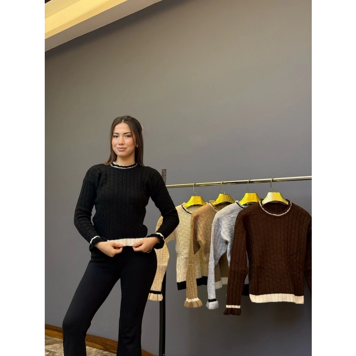 Kolu Fırfır Detaylı Triko Kazak