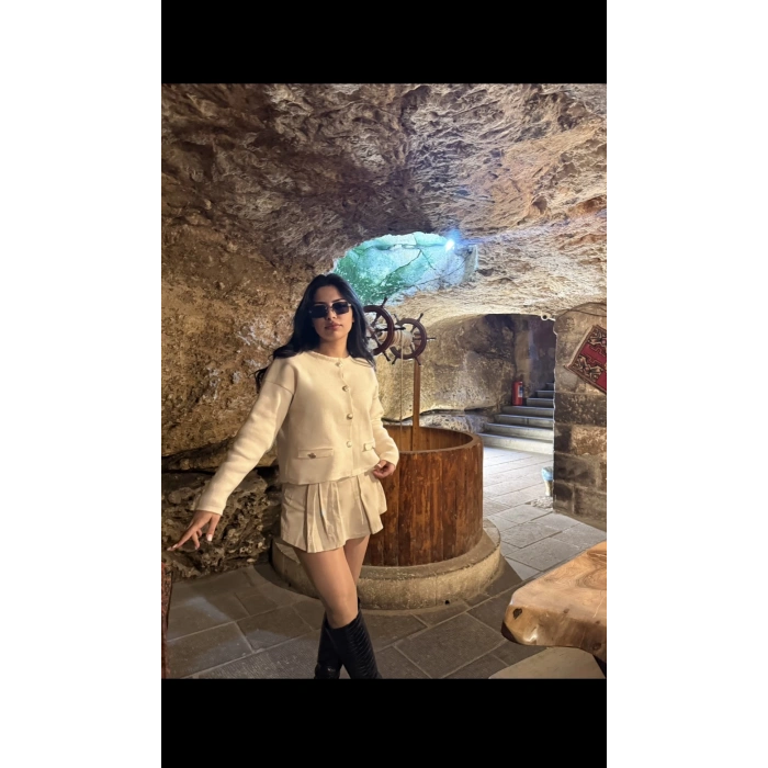 Cep Detaylı Düğmeli Hırka