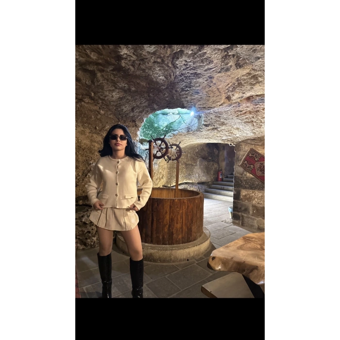 Cep Detaylı Düğmeli Hırka