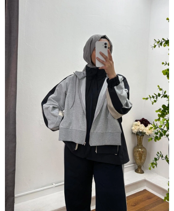 Kapüşonlu Şerit Detaylı Spor Takım Gri