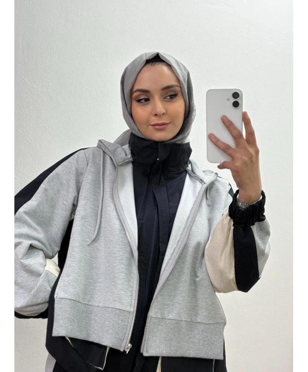 Kapüşonlu Şerit Detaylı Spor Takım Gri