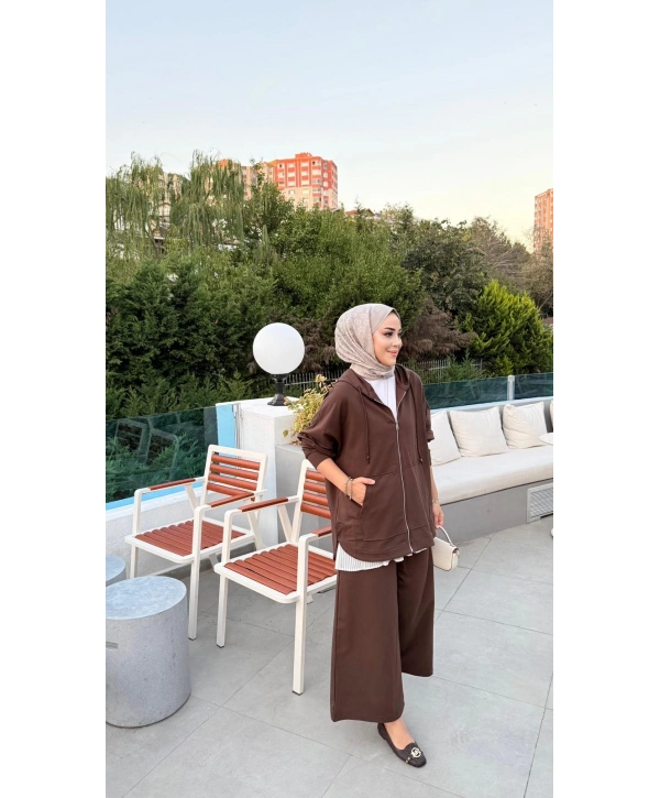 KAPÜŞONLU EŞOFMAN TAKIMI - KAHVERENGİ