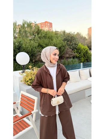 KAPÜŞONLU EŞOFMAN TAKIMI - KAHVERENGİ