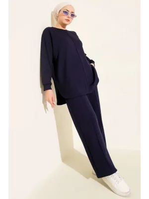 Lacivert Oversize Sweatshirt ve Geniş Paça Pantolon Kombin Takım