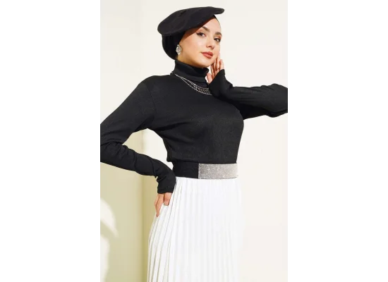 Siyah Boğazlı Fitilli Triko Body