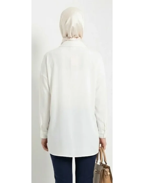 BrandName Beyaz Dökümlü Oversize Zincir Detaylı Tesettür Tunik Gömlek