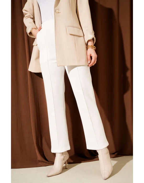Beyaz Çımalı Yüksek Bel Boru Paça Pantolon