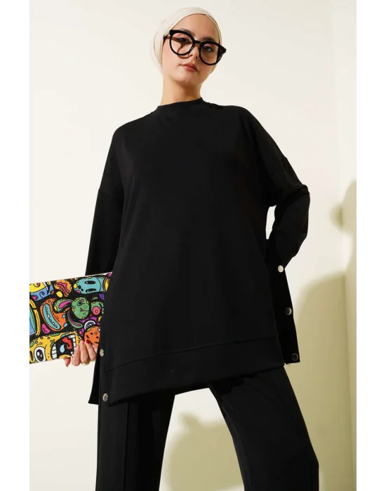 Bisiklet Yaka Yanları Metal Düğmeli İkili Takım Siyah