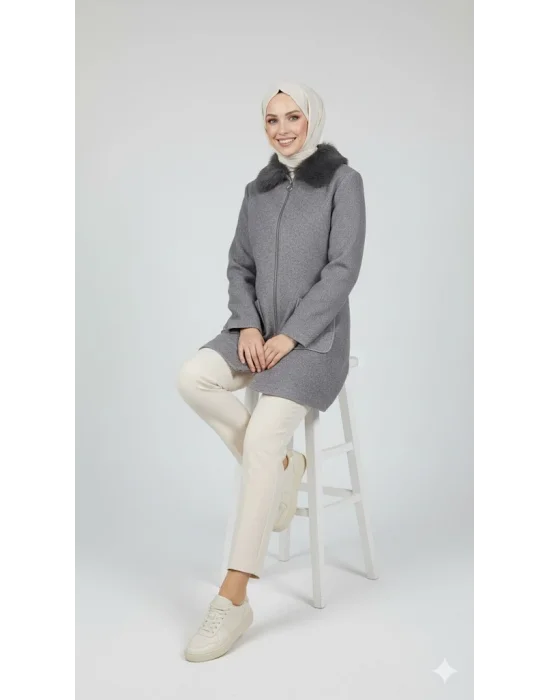 Gri Kadın Kürk Yakalı Fermuarlı Kaşe Kaban