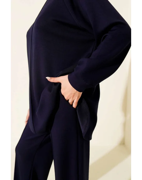 Lacivert Oversize Sweatshirt Ve Geniş Paça Pantolon Kombin Takım