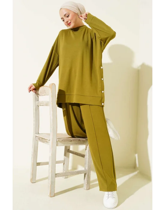 Bisiklet Yaka Yanları Metal Düğmeli İkili Takım Yağ Yeşili