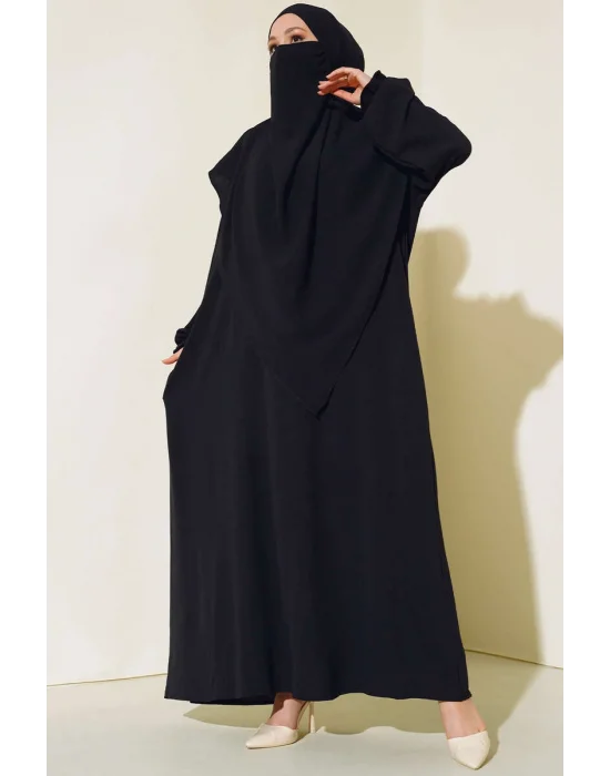 Siyah Sultan Model Geniş Peçeli Ferace Takım