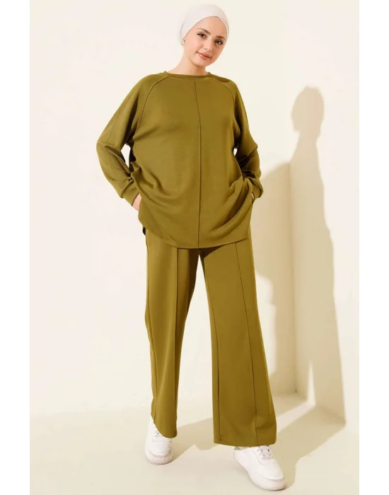 Yağ Yeşil Oversize Sweatshirt Ve Geniş Paça Pantolon Kombin Takım