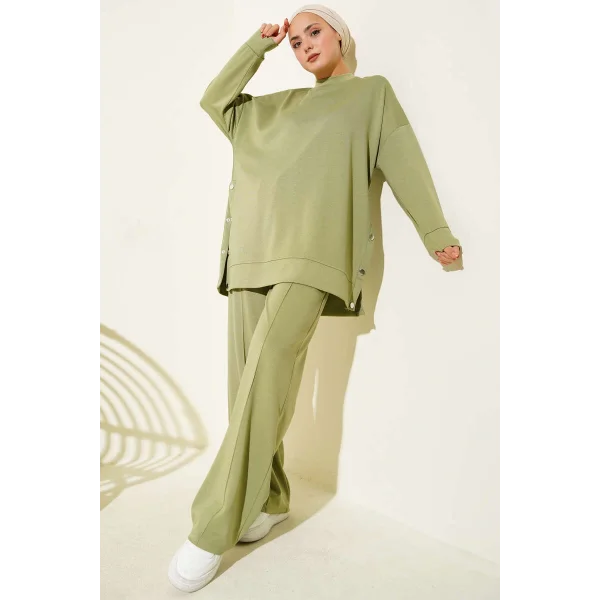 Bisiklet Yaka Yanları Metal Düğmeli İkili Takım Çağla Yeşili