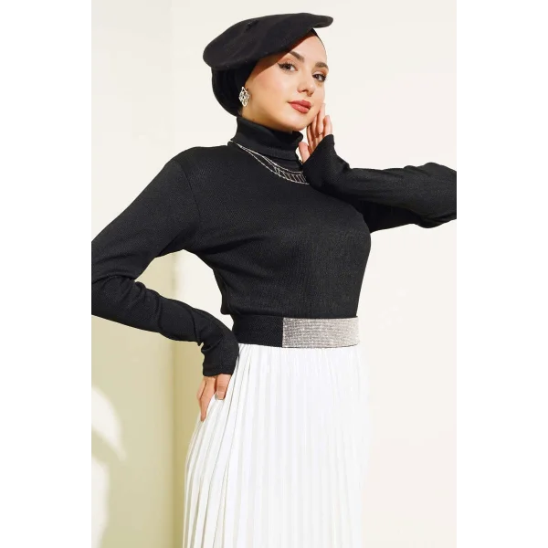 Siyah Boğazlı Fitilli Triko Body