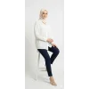 BrandName Beyaz Dökümlü Oversize Zincir Detaylı Tesettür Tunik Gömlek