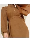 Fırfır Detaylı Yaka Düğmeli Elbise Taba