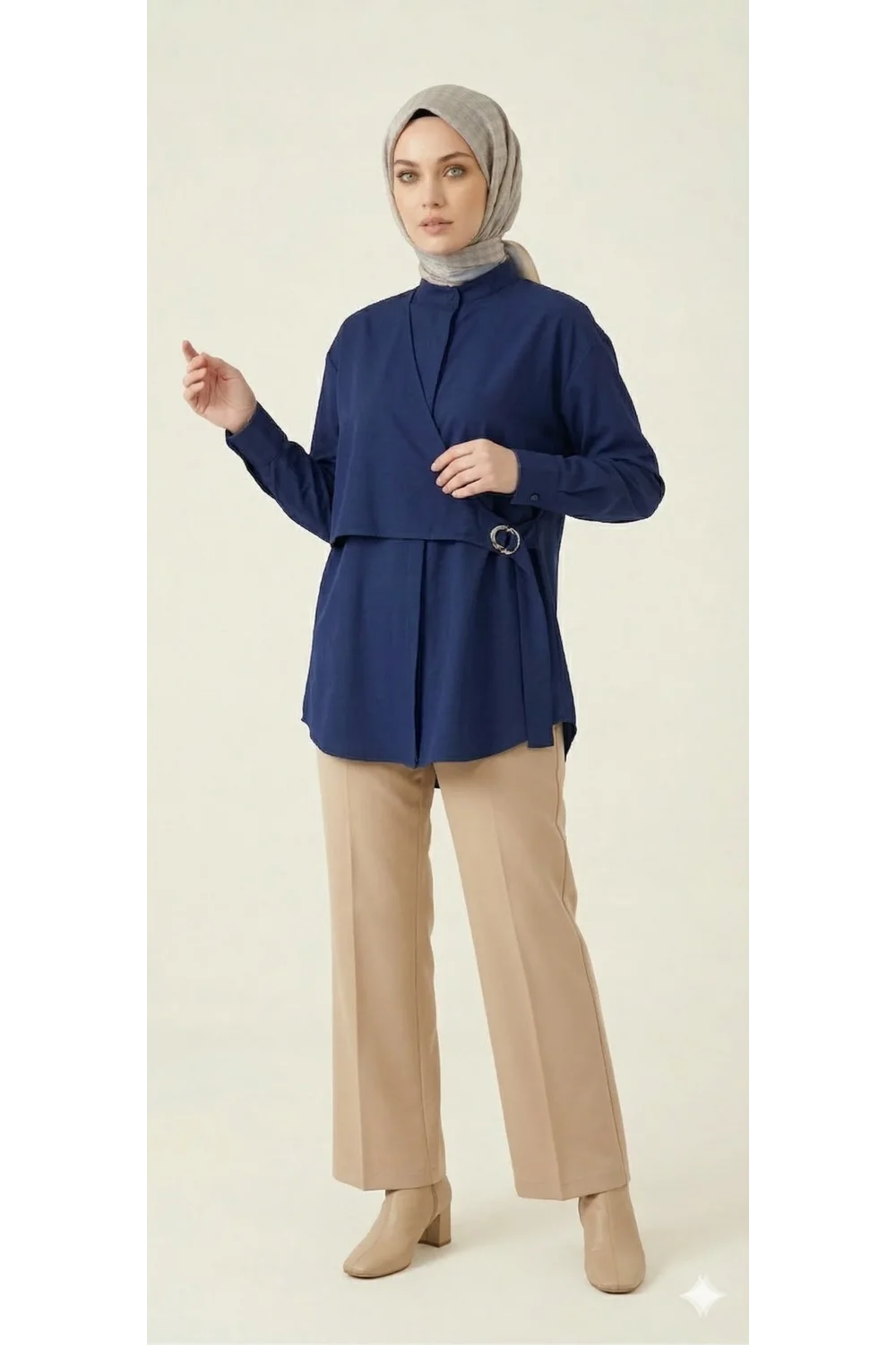 Yeni Sezon | Özel Tasarım Halka Detaylı Kruvaze Görünümlü Tunik - Lacivert