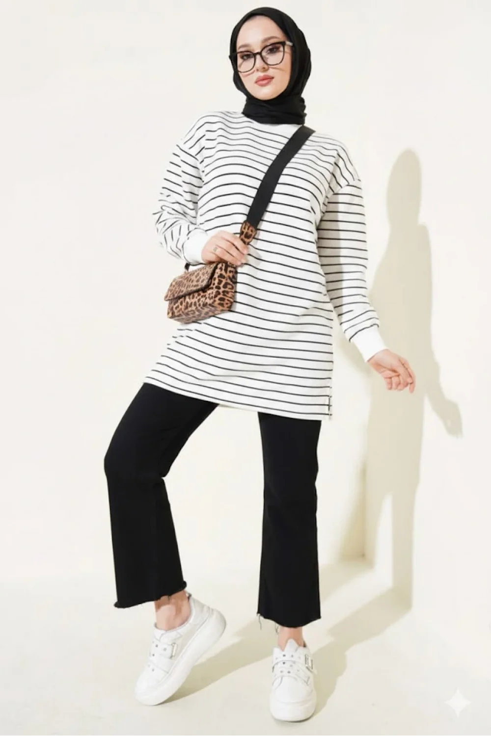 Siyah Beyaz Çizgili Oversize Uzun Tunik