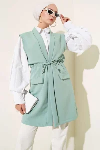 YAZGI MODA Cep Kapaklı Tünelli Yelek Çağla Yeşili