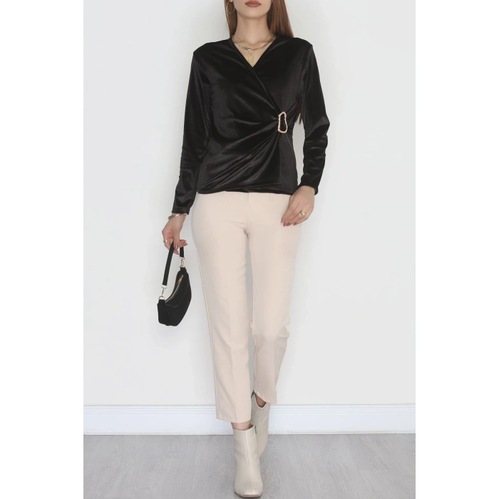 Beli Toka Detaylı Kadife Bluz Siyah - 42663.1949.