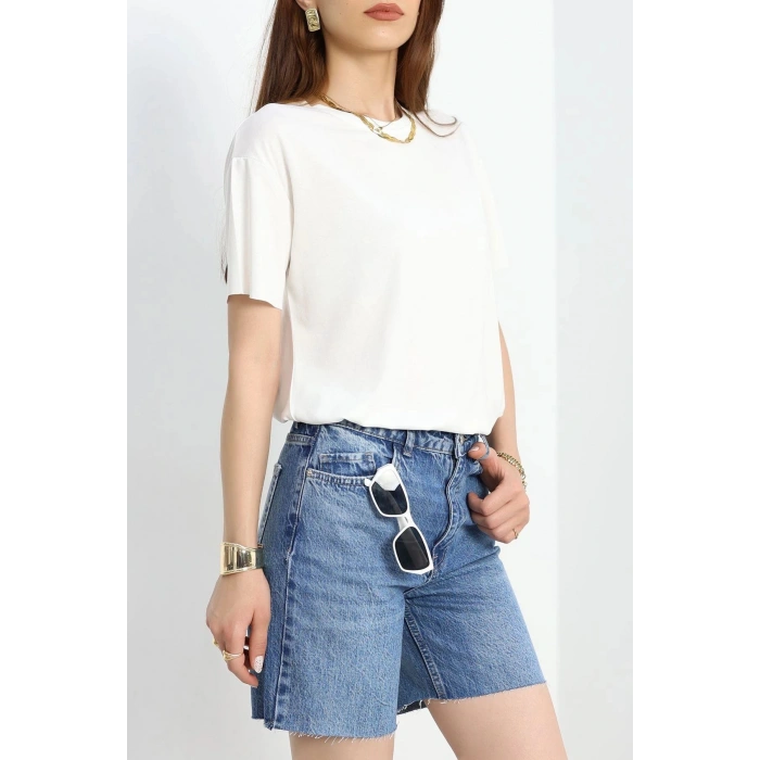 Bisiklet Yaka Oversize Tişört Ekru - 41808.1019.