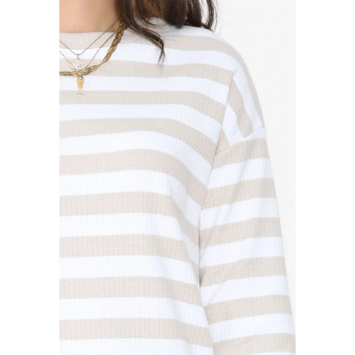 Bisiklet Yaka Raporlu İnterlok Takım Bejbeyaz - 42740.1567.