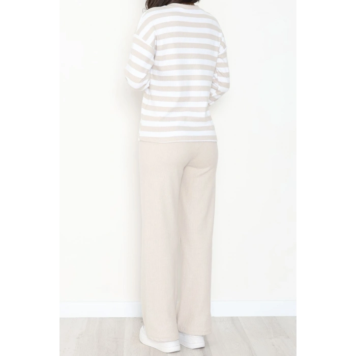 Bisiklet Yaka Raporlu İnterlok Takım Bejbeyaz - 42740.1567.