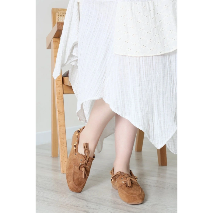 Boncuk Detaylı Püsküllü Loafer Babet Taba - 196.1846.