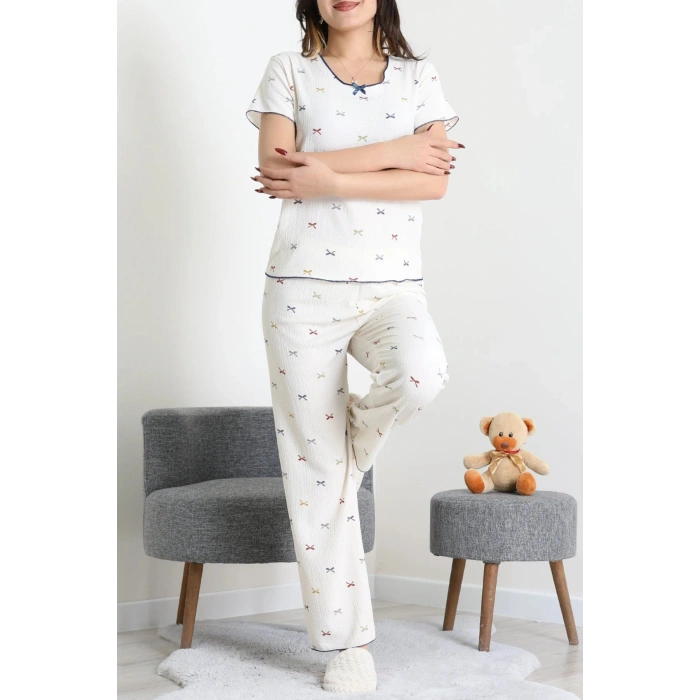 Bürümcük V Yaka Pijama Takımı Karışıkfiyonk - 126.1287.