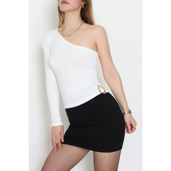 Buzzy Kumaş Tek Omuz Toka Detaylı Bluz Ekru - 1052.2119.