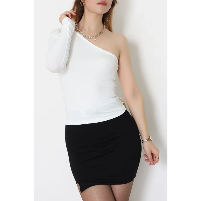 Buzzy Kumaş Tek Omuz Toka Detaylı Bluz Ekru - 1052.2119.