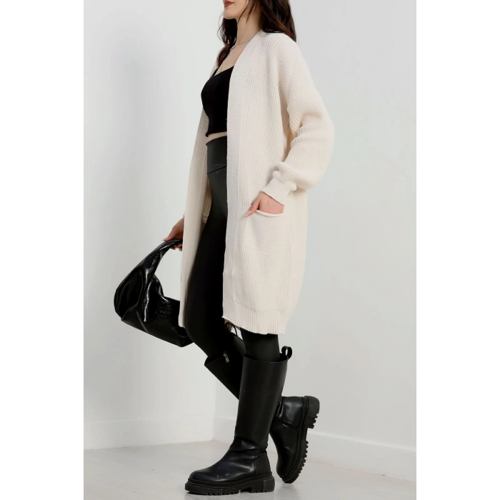 Cep Detaylı Triko Hırka Latte - 436.1577.