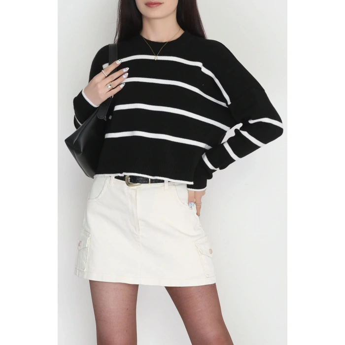 Çizgili Crop Triko Siyahlatte - 3100.1577.