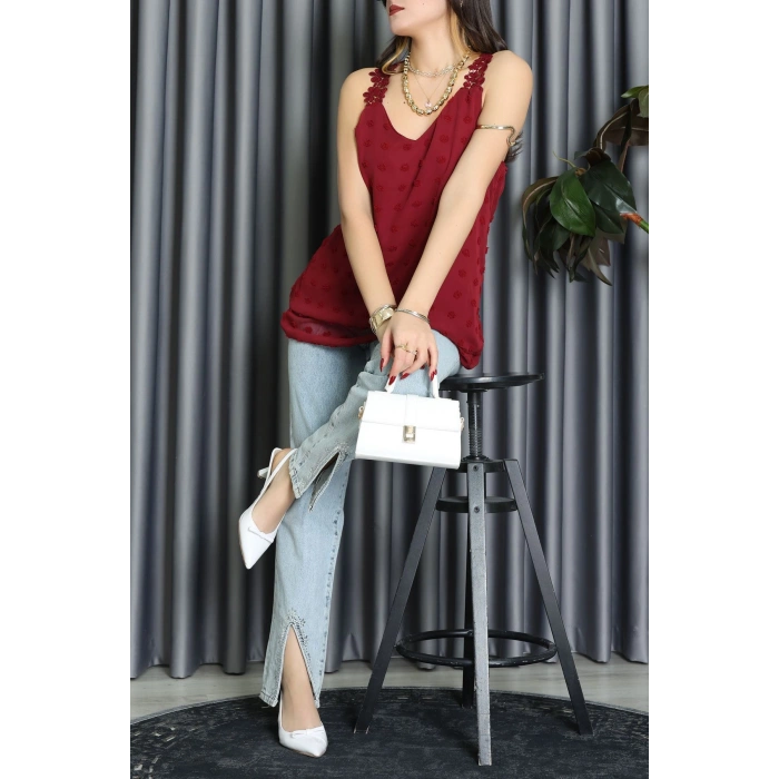 Dantel Askılı Sırtı Çapraz Detaylı Ponpon Bluz Bordo - 72285.1256.