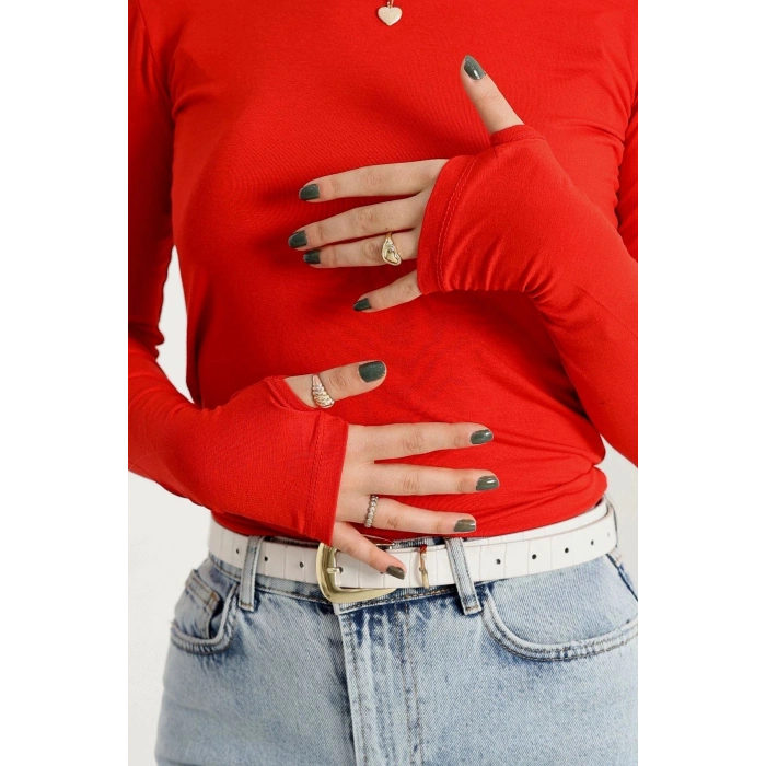 Dik Yaka Parmak Geçmeli Viskon Body Kırmızı - 40076.599.