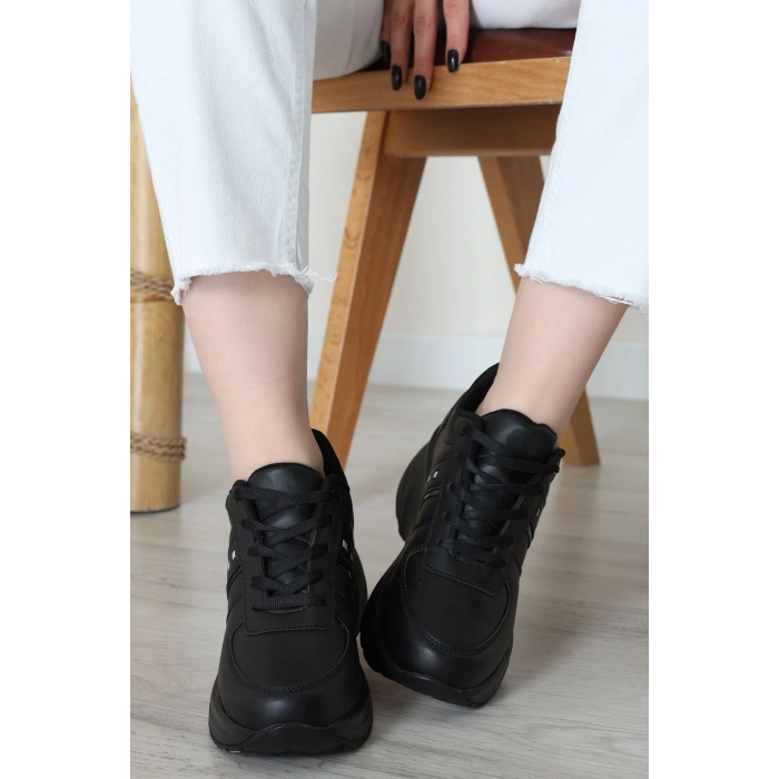 Günlük Spor Ayakkabı Siyah - 31685.2082.