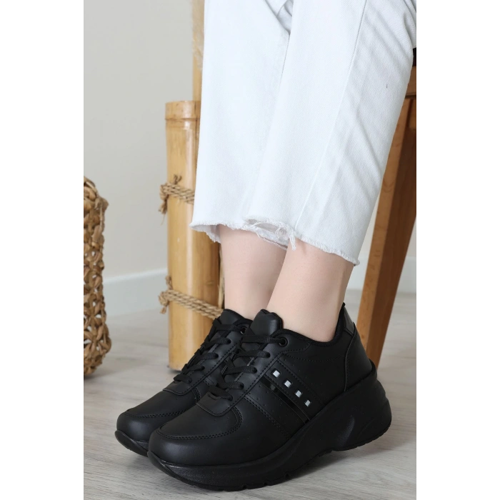 Günlük Spor Ayakkabı Siyah - 31685.2082.