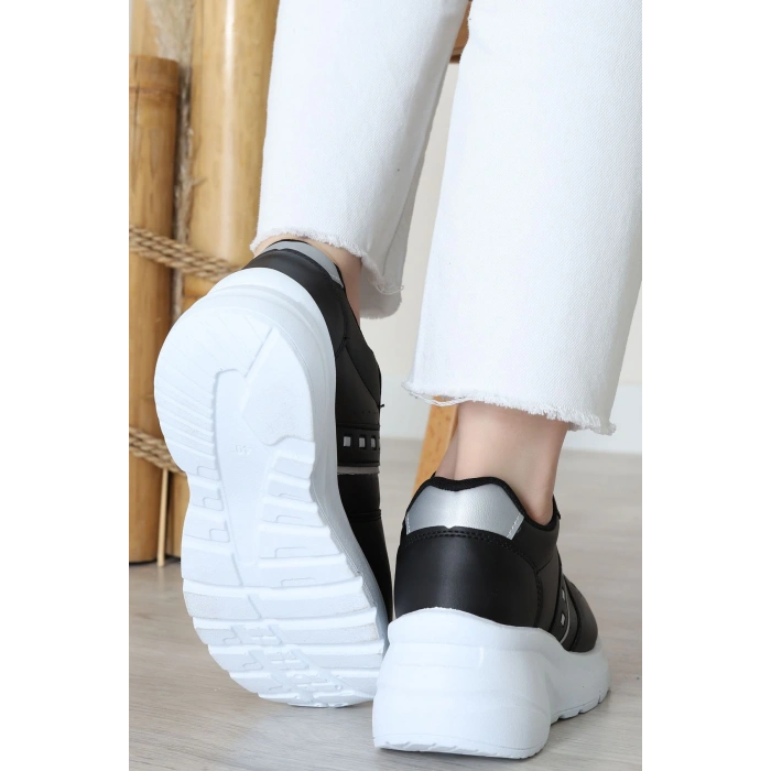 Günlük Spor Ayakkabı Siyahbeyaz - 31685.2082.