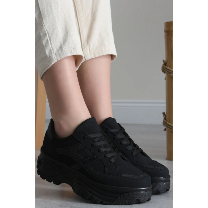 Günlük Spor Ayakkabı Süetsiyah - 31483.2082.