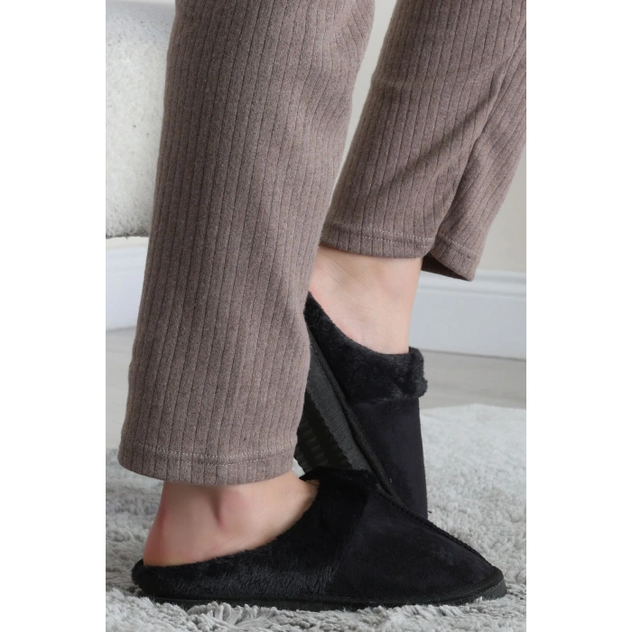 İçi Kürklü Ev Terliği Siyah - 31550.264.