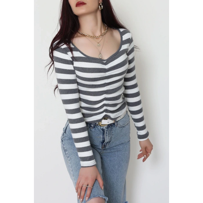 Kalp Yaka Büzgülü Kaşkorse Bluz Antibeyaz - 51092.1567.