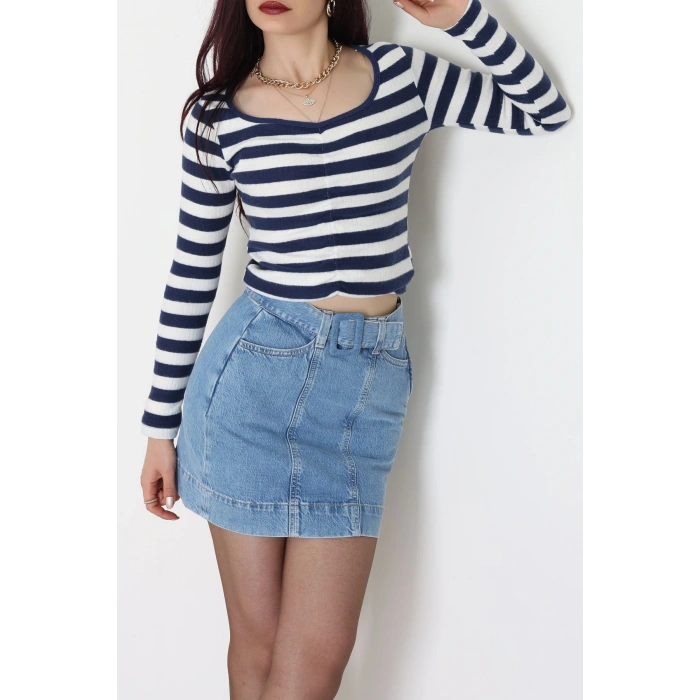 Kalp Yaka Büzgülü Kaşkorse Bluz Lacibeyaz - 51092.1567.