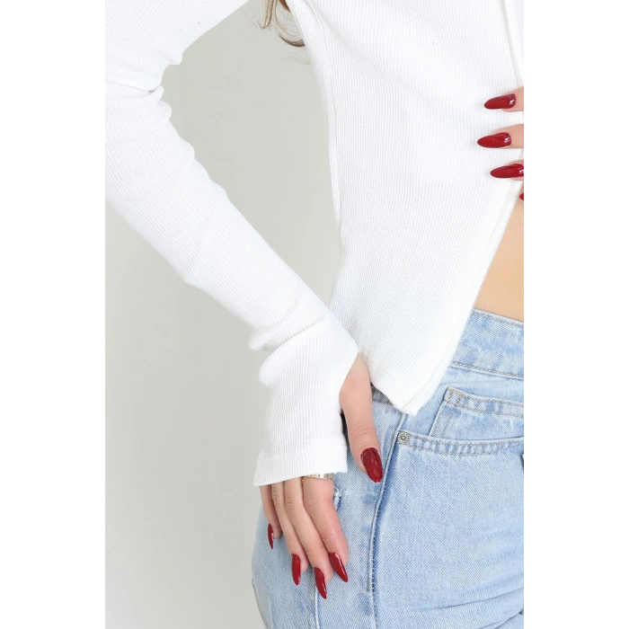 Kapşonlu Parmak Geçmeli Body Beyaz - 70769.1567.