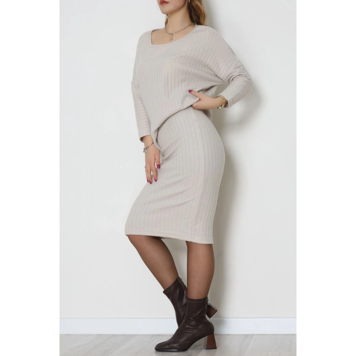 Kaşkorse Kumaş Omuz Düşümlü Midi Boy Etekli Takım Bej - 42800.1567.